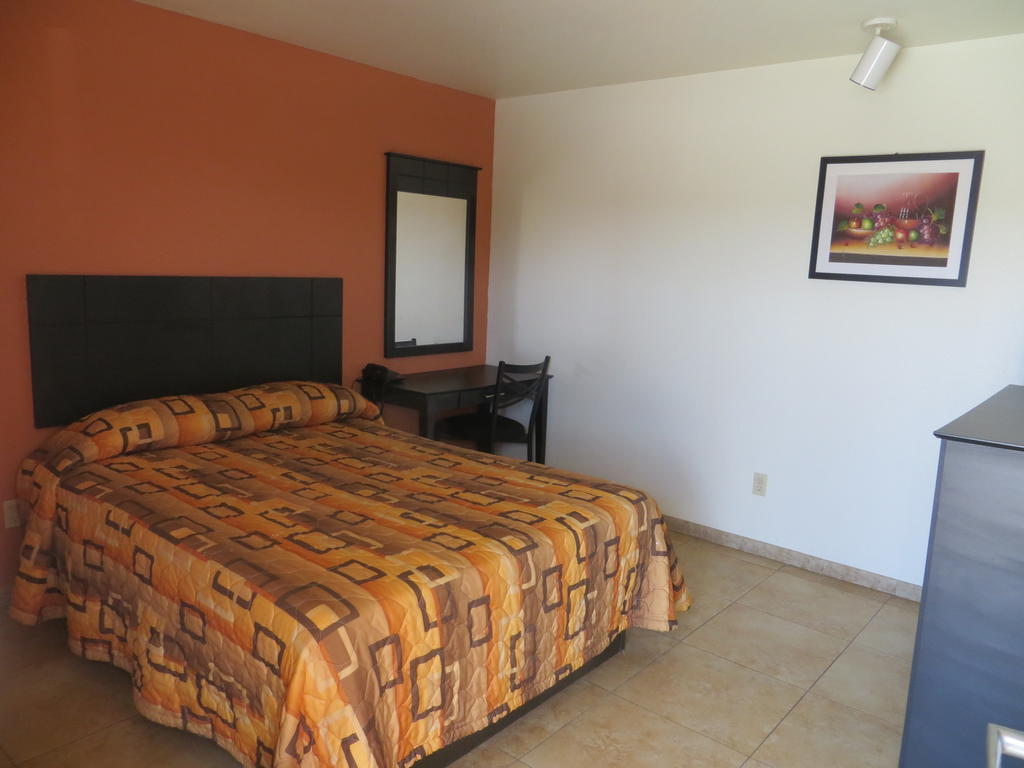 Bayshore Motel La Porte Szoba fotó
