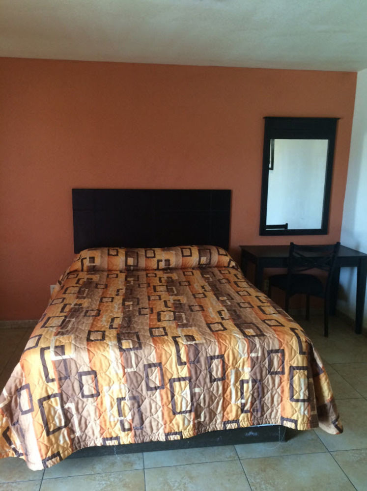 Bayshore Motel La Porte Kültér fotó